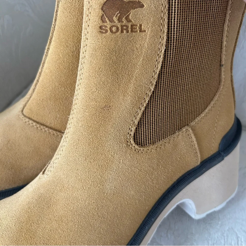 SOREL WOMEN'S HI-LINE™ HEEL CHELSEA BOOT women size 8.5 platform